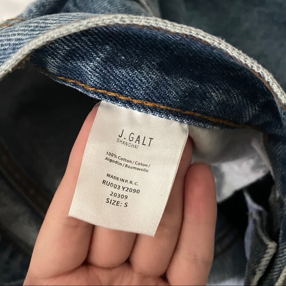 SOLD ON DEPOP - Picture 3 of 4